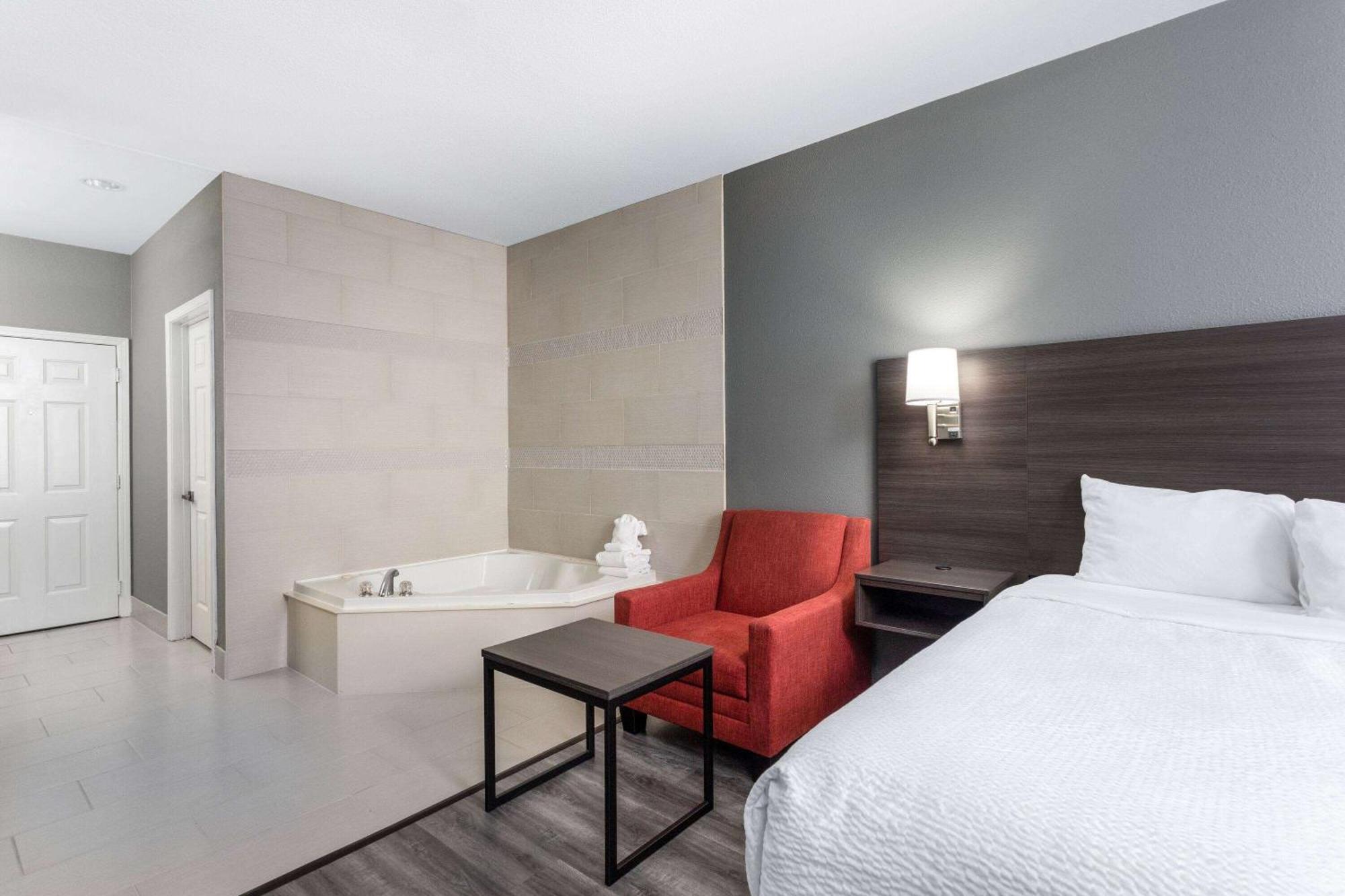 Ramada By Wyndham Sellersburg/louisville North 3* Sellersburg
